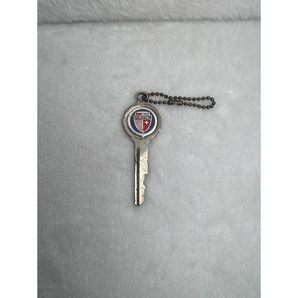Vintage Pontiac Car Key Keychain OS Silver Good